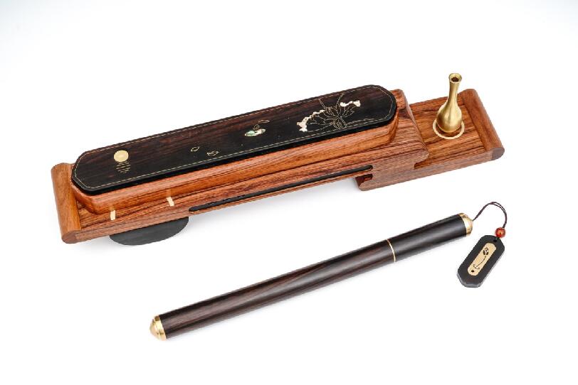 文创产品积极拥抱新领域，不断拓展新边界